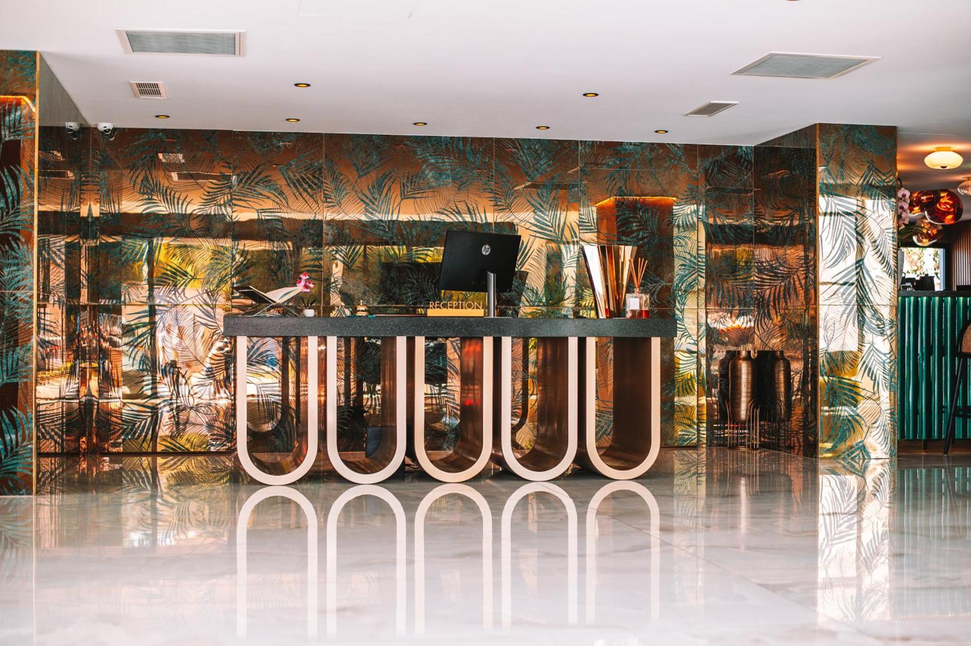 Calvi Hotel Εξωτερικό φωτογραφία