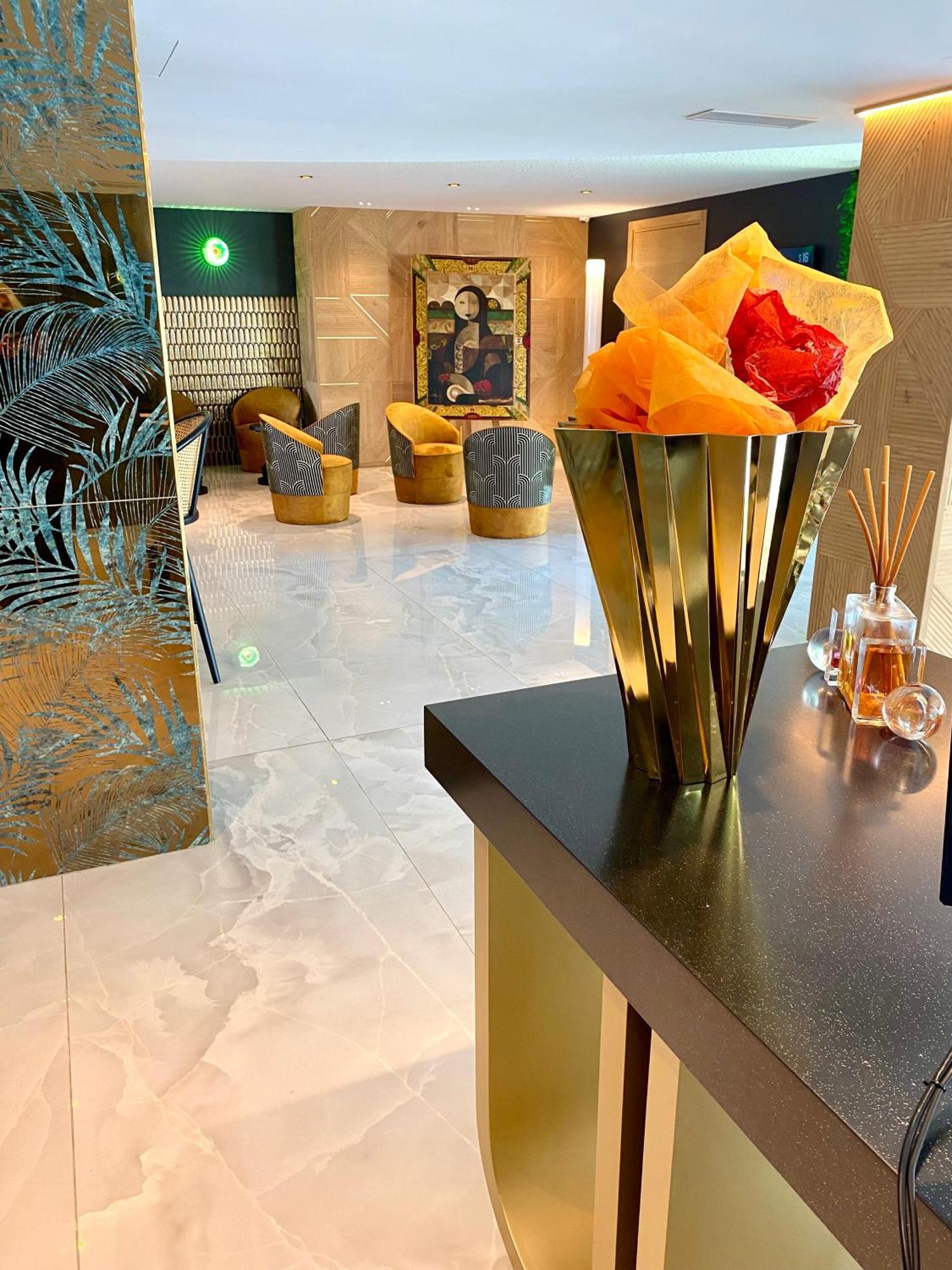 Calvi Hotel Εξωτερικό φωτογραφία